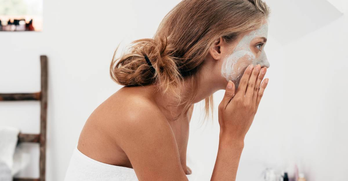 Applying Face Mask